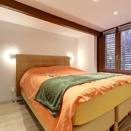 Gambetta Apartment *